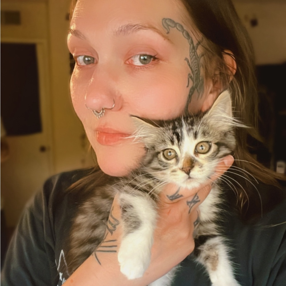 Meet your Posher, Kelsey